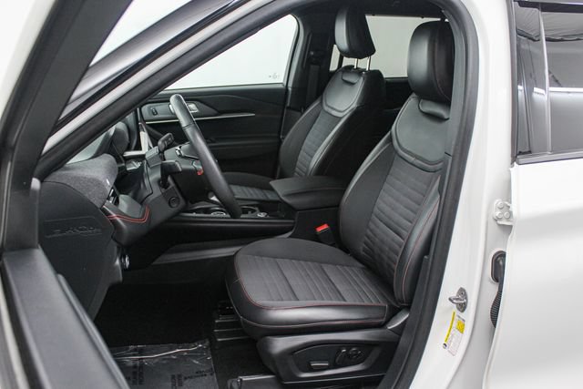 Certified 2025 Ford Explorer ST-Line w/ Premium Package RWD image 14