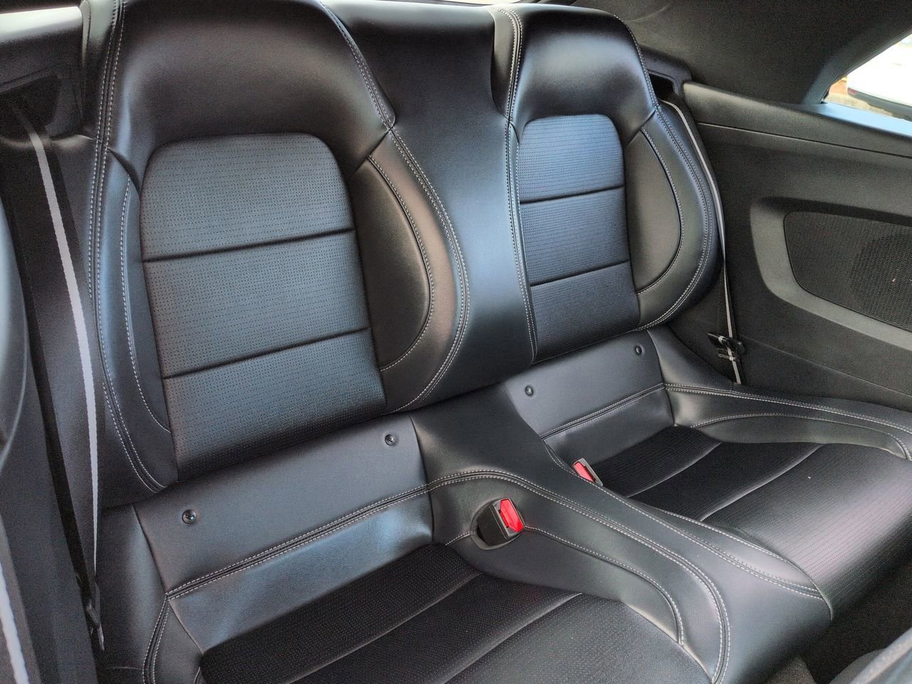 Certified 2025 Ford Mustang GT Premium RWD image 13