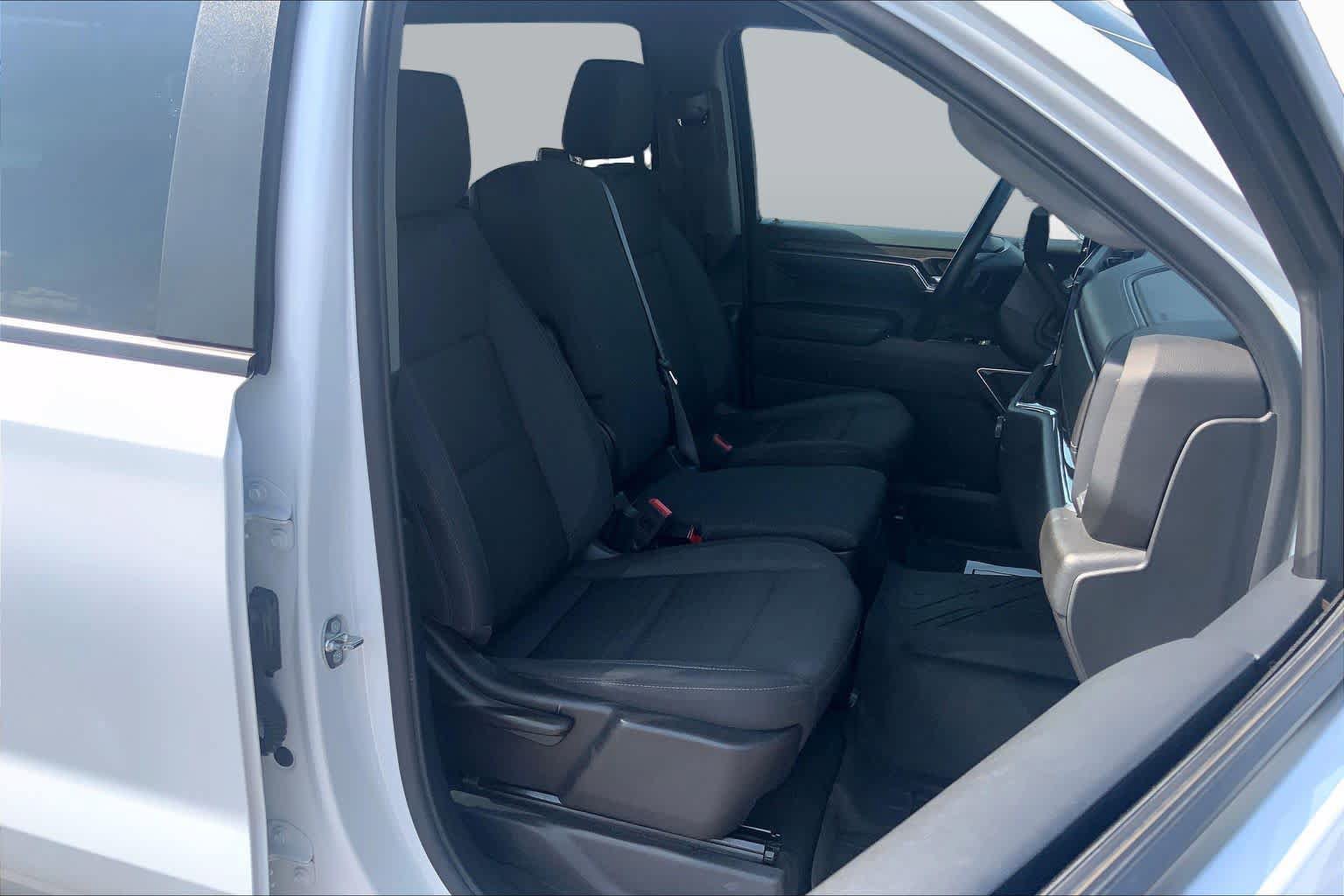 Used 2024 Chevrolet Silverado 1500 LT w/ Protection Package AWD/4WD image 9