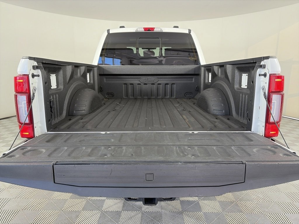 Certified 2022 Ford F350 Platinum image 28