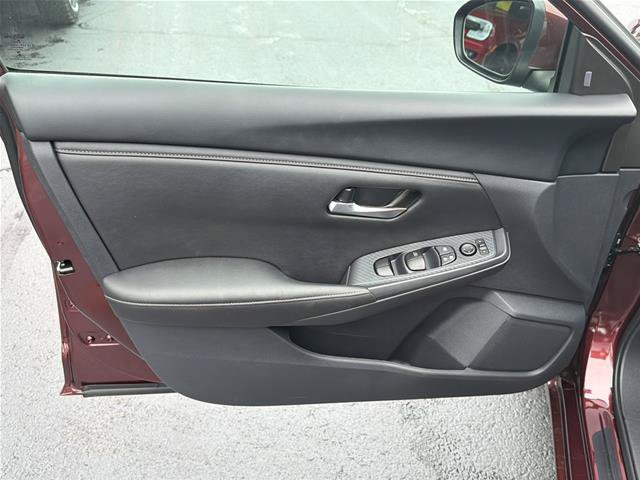 Used 2025 Nissan Sentra SV w/ Trunk Package FWD image 14