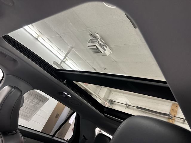 Certified 2023 Ford Explorer XLT w/ Equipment Group 202A image 15