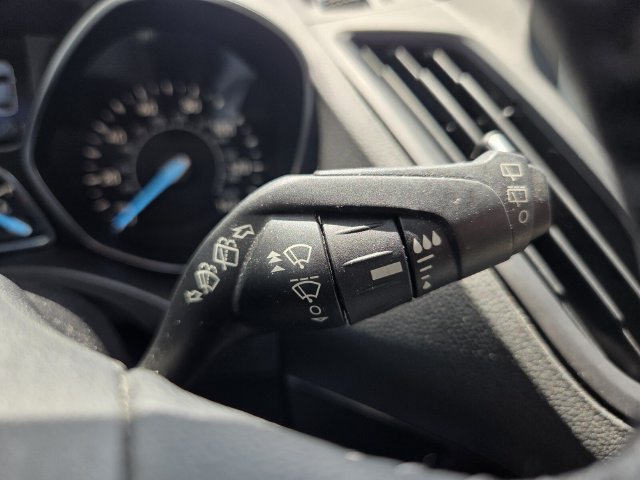 Certified 2019 Ford Escape SEL FWD image 32