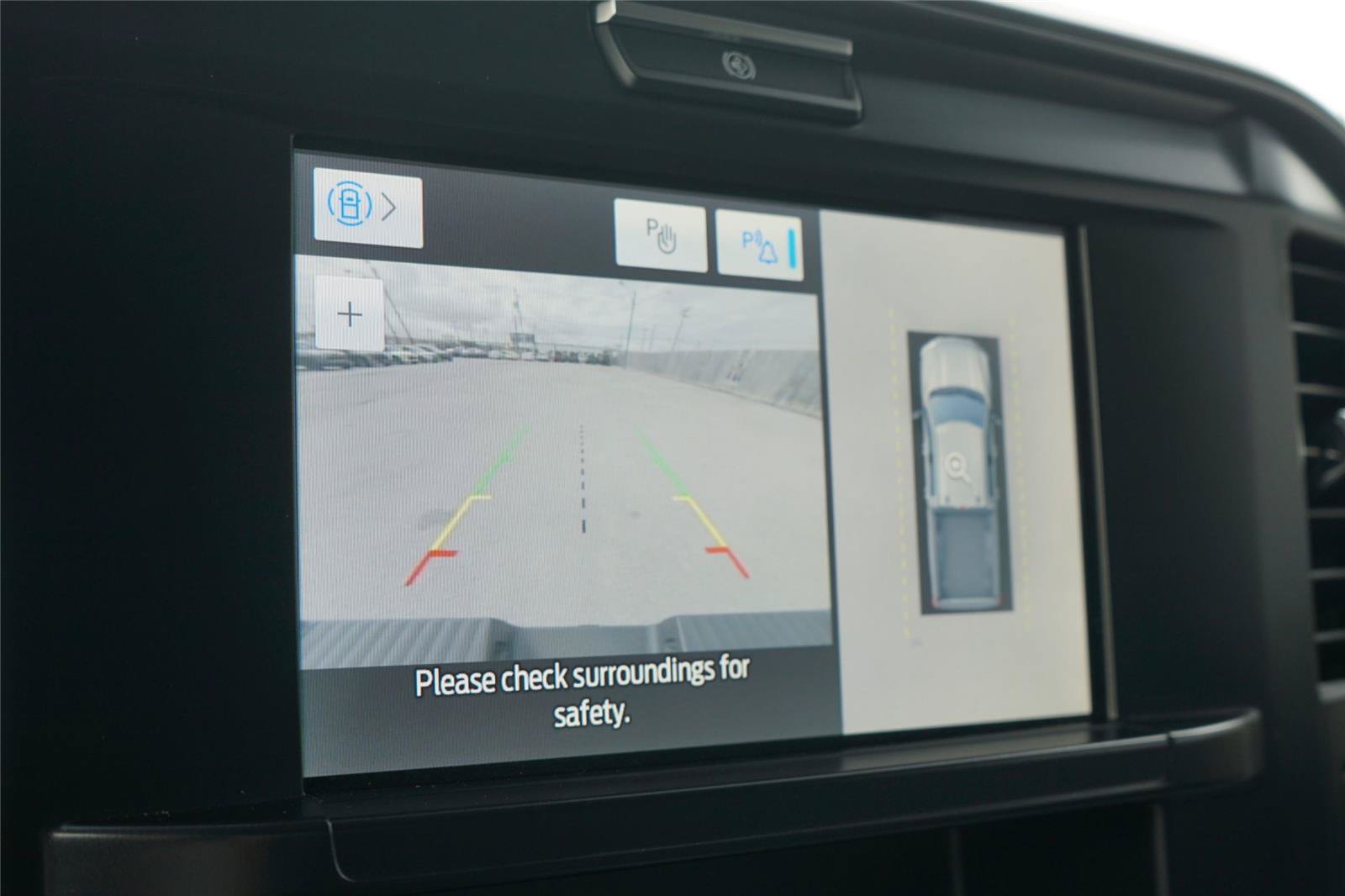 Certified 2025 Ford F350 XLT w/ 360-Degree Camera Package AWD/4WD image 12