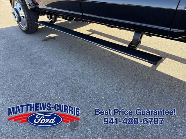 Certified 2026 Ford F450 Platinum w/ FX4 Off-Road Package AWD/4WD image 16