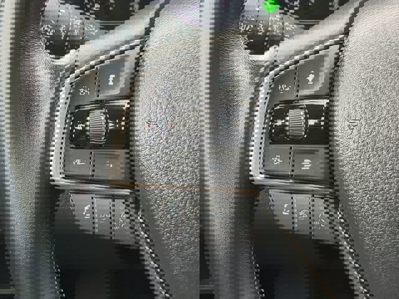 Used 2020 Honda Accord EX-L image 22