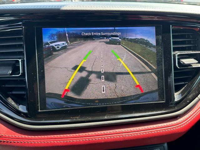 Used 2021 Dodge Durango R/T w/ SRT Interior Appearance Group AWD/4WD image 25