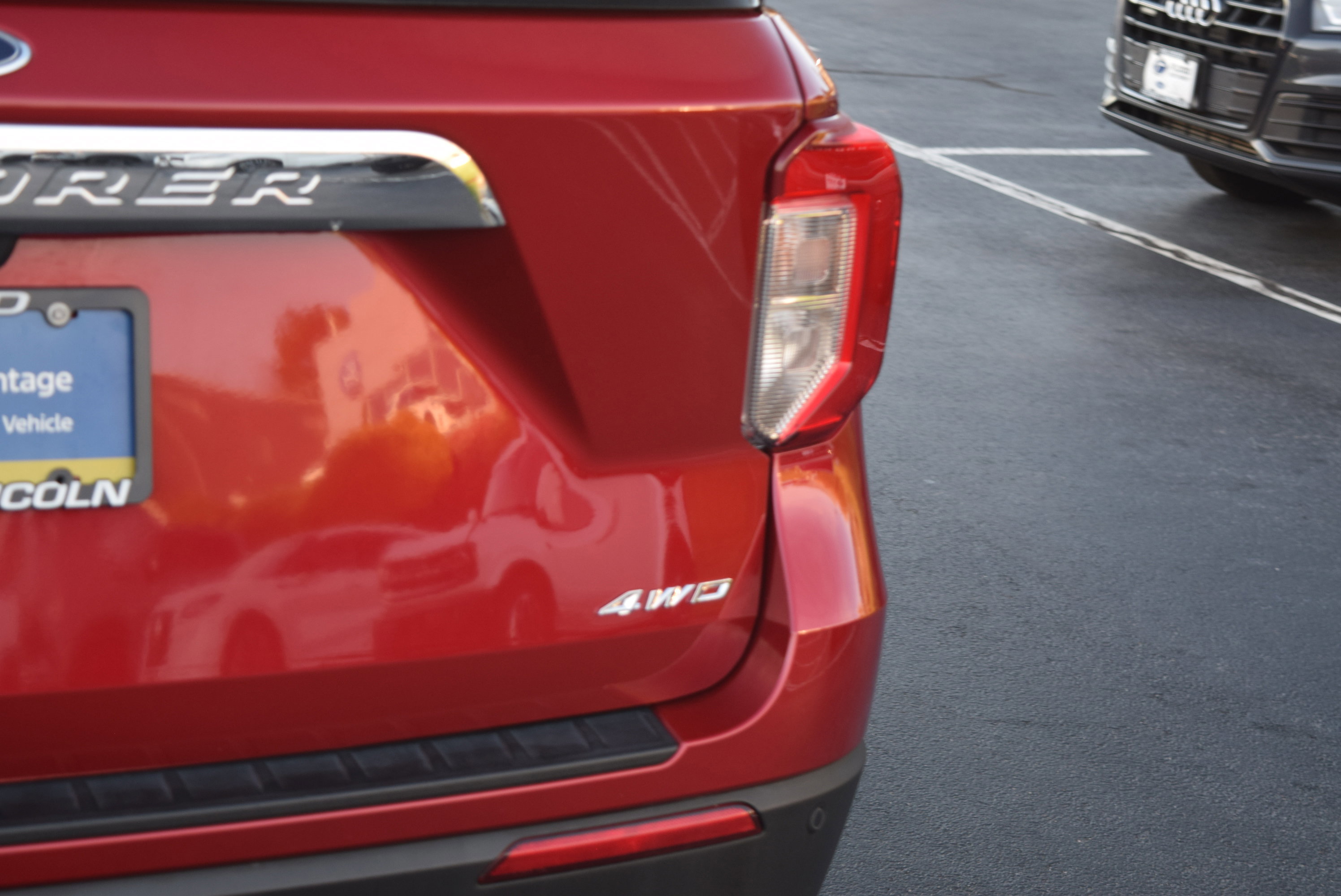 Certified 2023 Ford Explorer XLT w/ Equipment Group 202A image 6