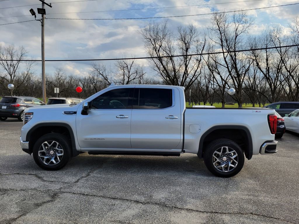 Used 2022 GMC Sierra 1500 SLT w/ SLT Premium Plus Package image 2
