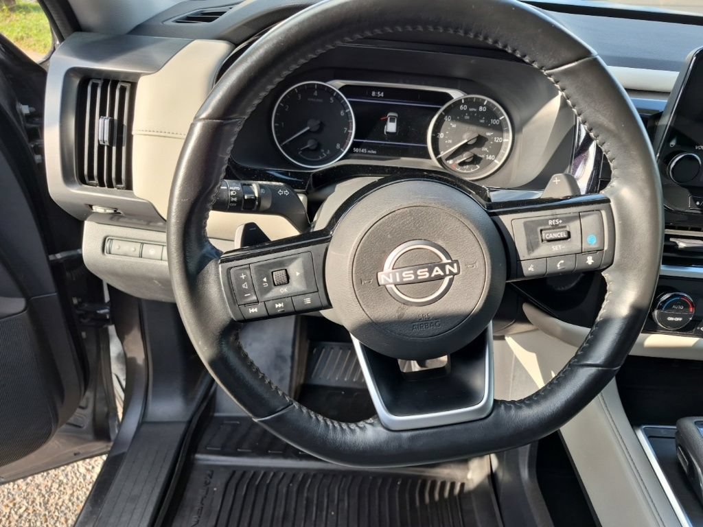 Used 2022 Nissan Pathfinder SL w/ Lighting Package (N92) AWD/4WD image 10