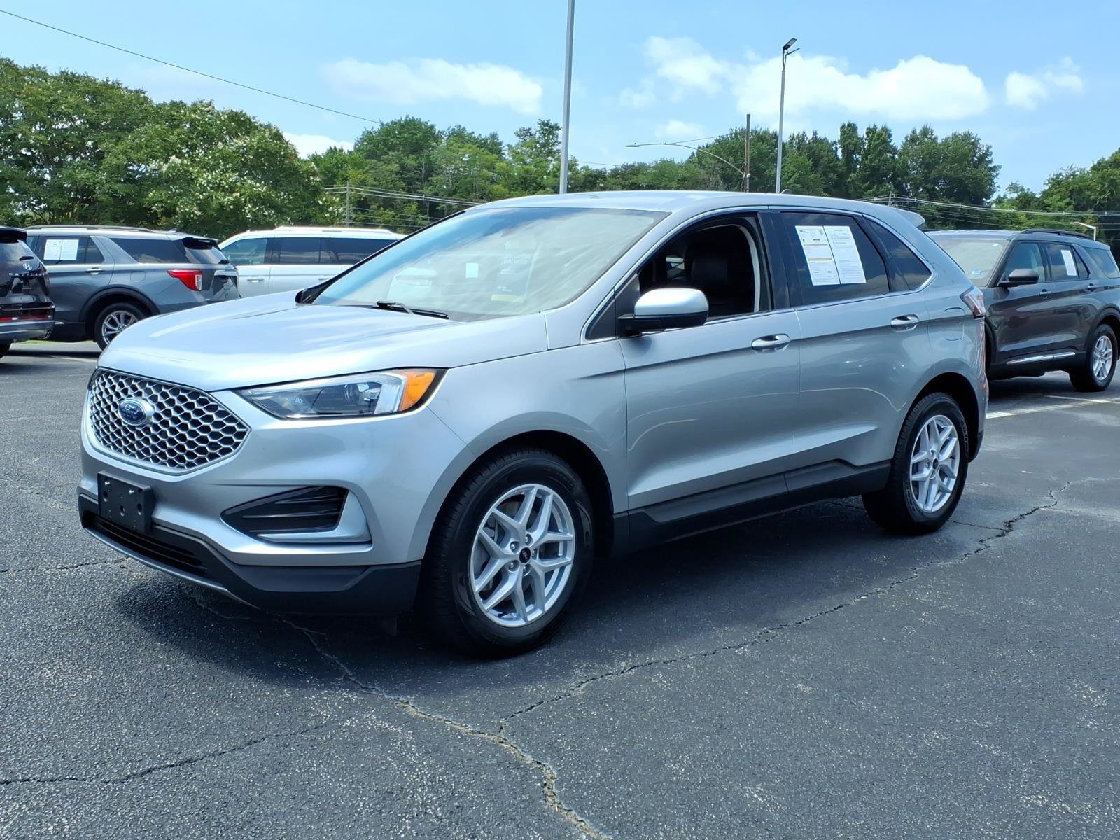 Certified 2024 Ford Edge SEL AWD/4WD image 4