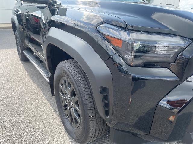 Used 2025 Toyota 4Runner SR5 RWD image 21