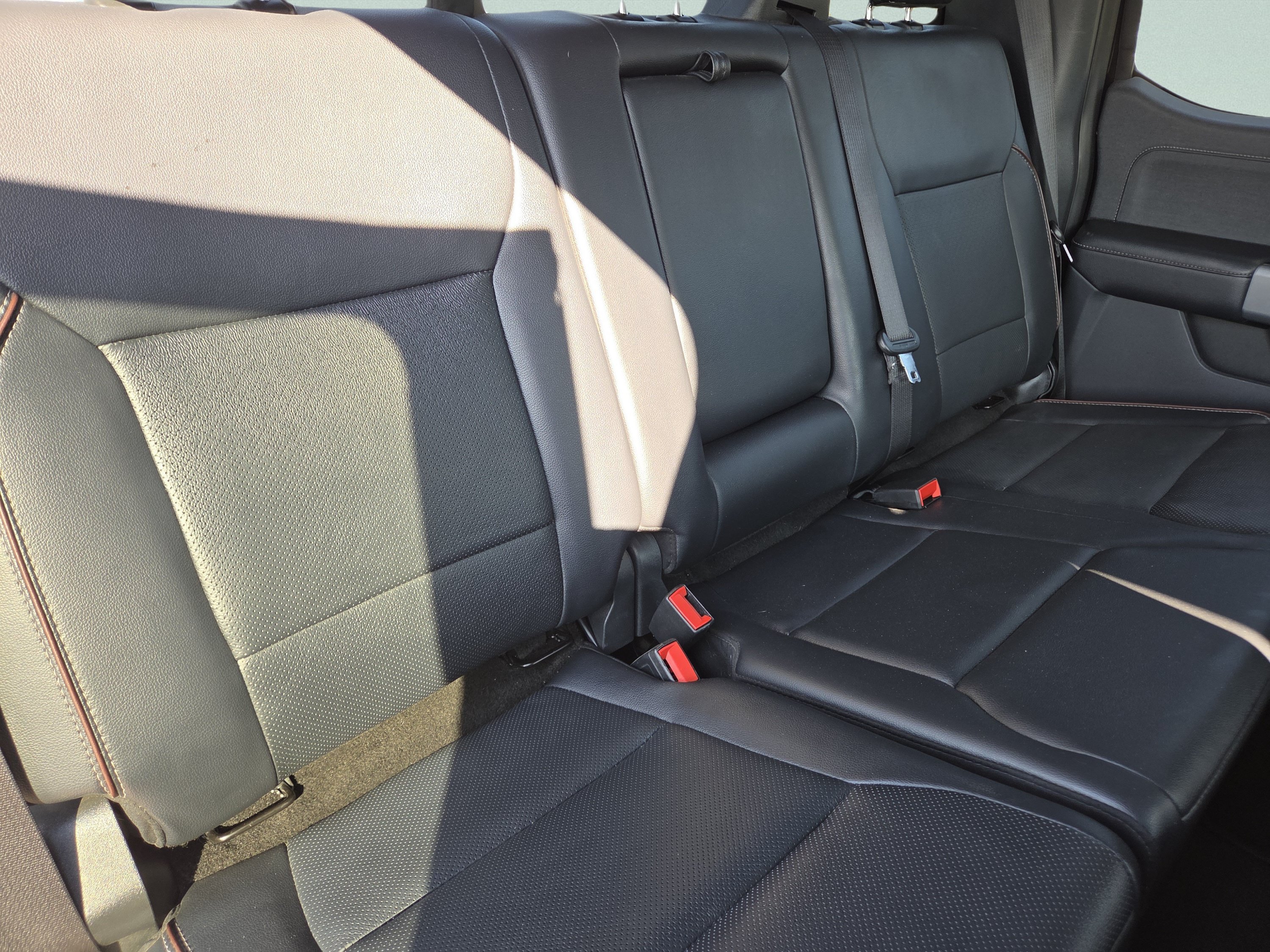 Certified 2023 Ford F350 Lariat w/ Lariat Ultimate Package AWD/4WD image 6