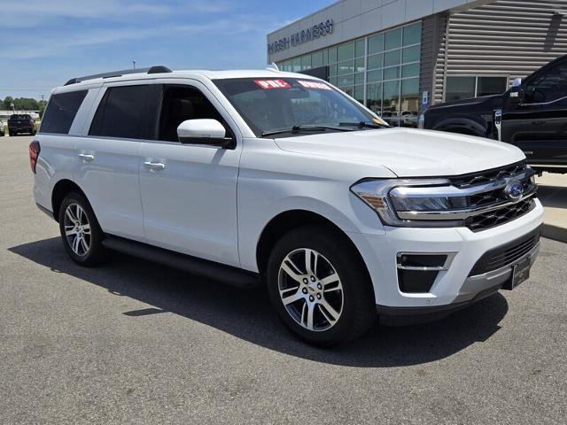 Certified 2024 Ford Expedition Limited AWD/4WD image 3
