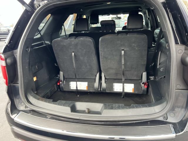 Certified 2018 Ford Explorer XLT w/ Equipment Group 202A image 12