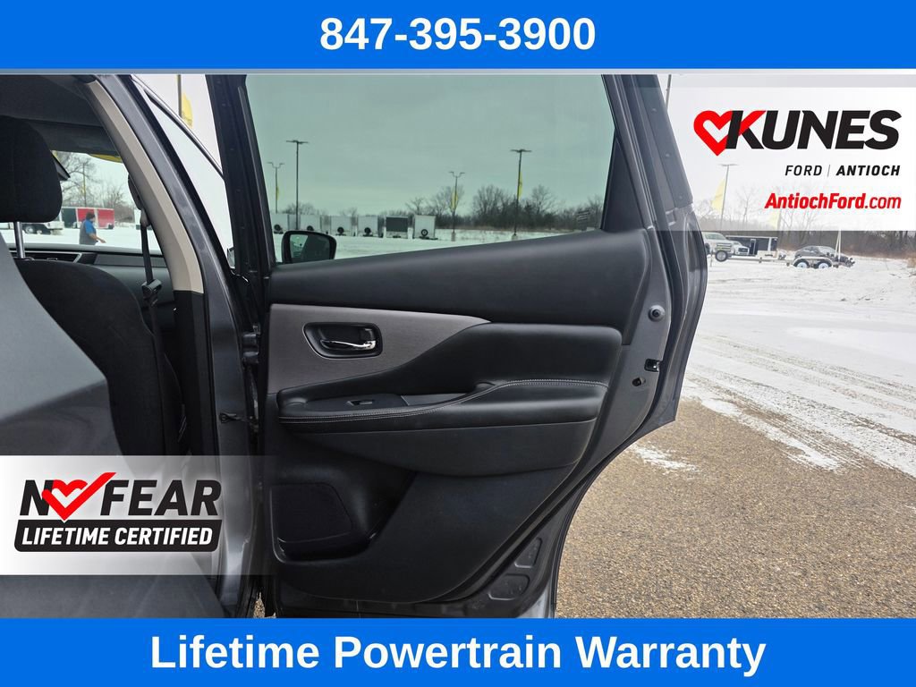 Used 2023 Nissan Murano S image 22