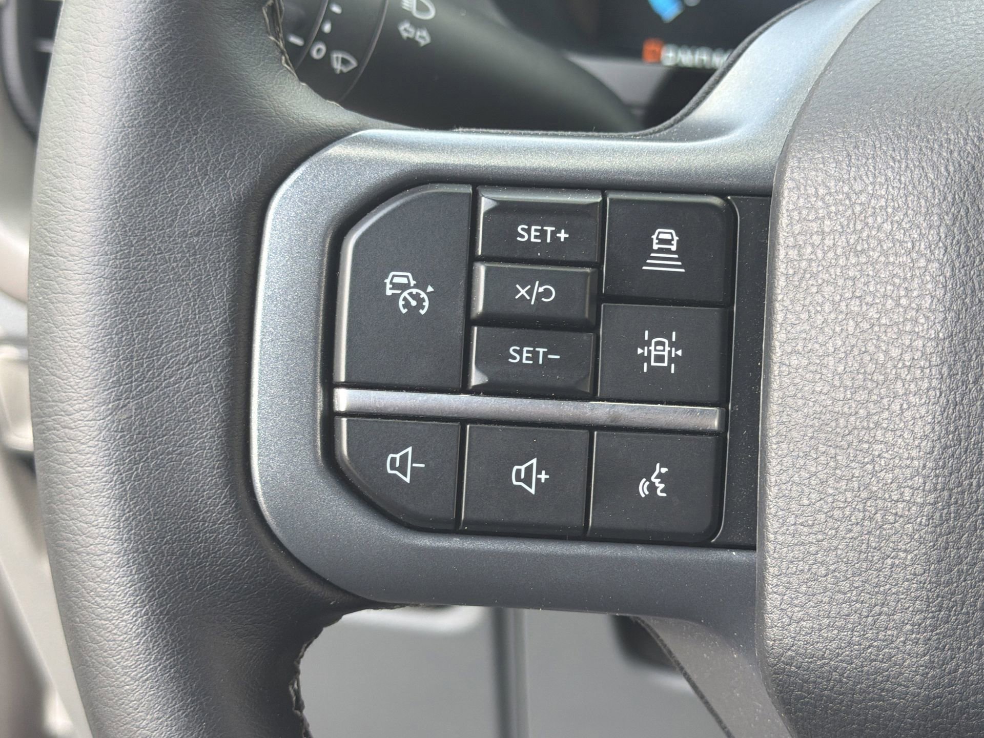 Certified 2024 Ford F150 XLT w/ Equipment Group 302A MID image 26