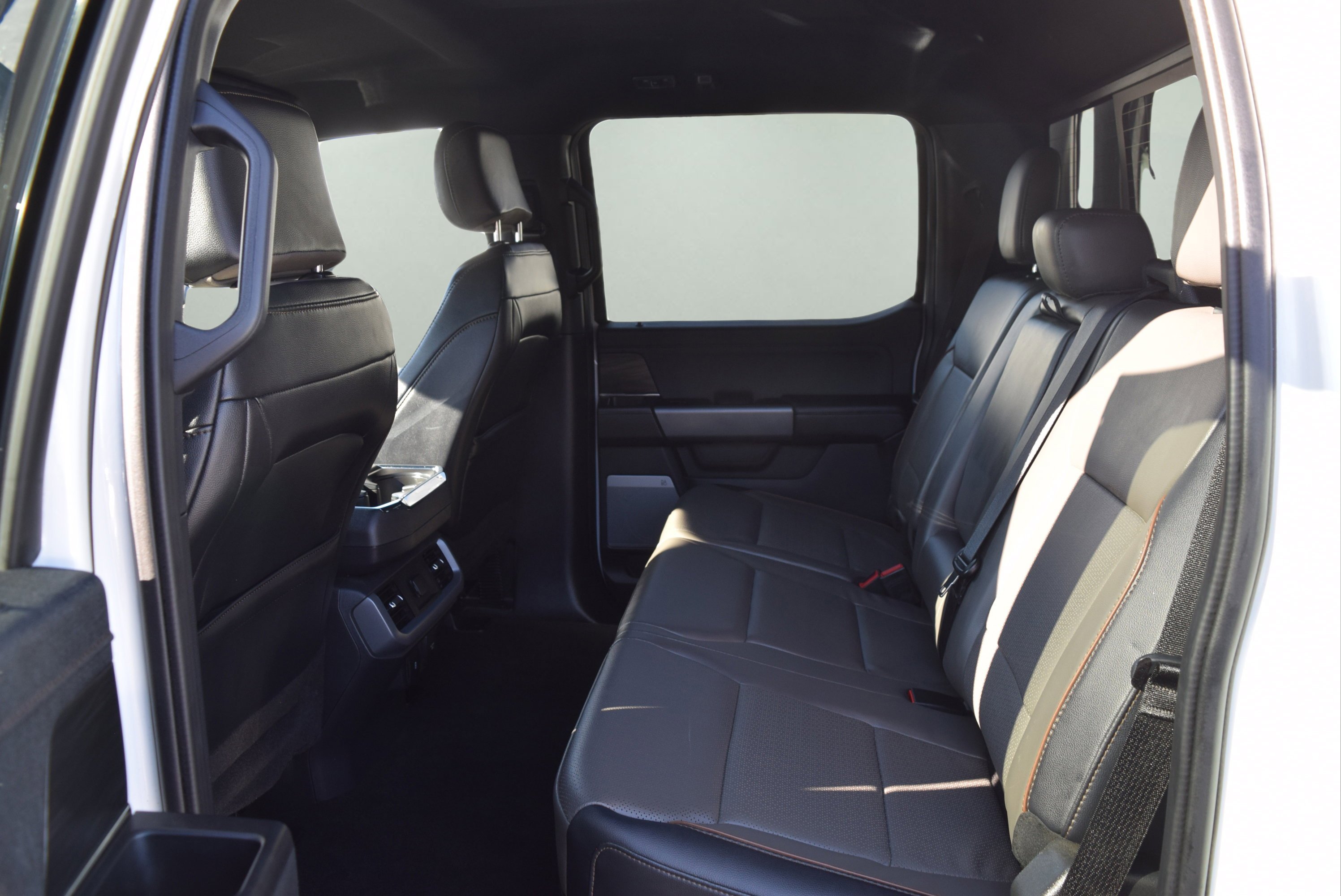 Certified 2024 Ford F150 Lariat w/ Mobile Office Package image 8