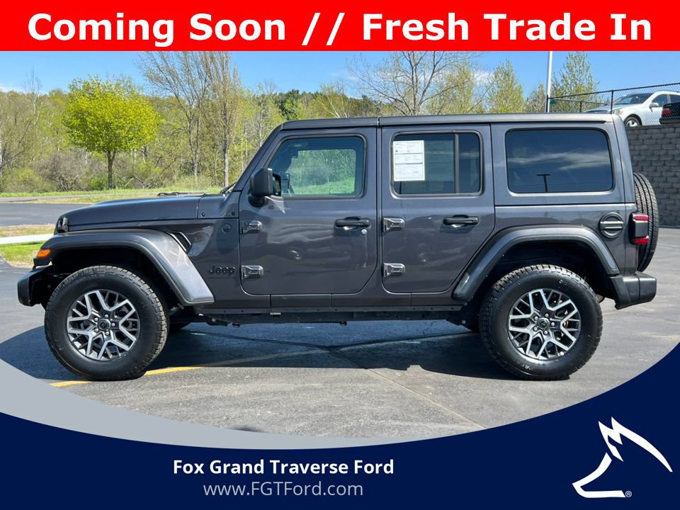 Used 2025 Jeep Wrangler Unlimited Sahara AWD/4WD image 39