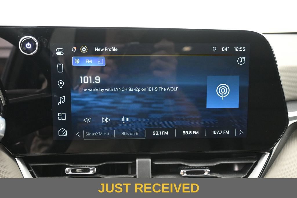 Used 2025 Chevrolet Equinox LT w/ Convenience Package II FWD image 11