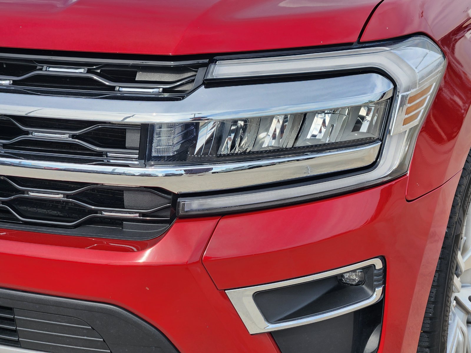 Certified 2022 Ford Expedition Max Limited RWD image 12