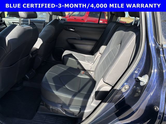 Used 2020 Toyota Highlander XLE image 11