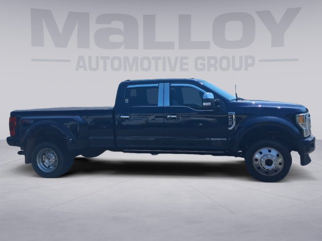 Certified 2022 Ford F450 Platinum w/ FX4 Off-Road Package AWD/4WD image 3