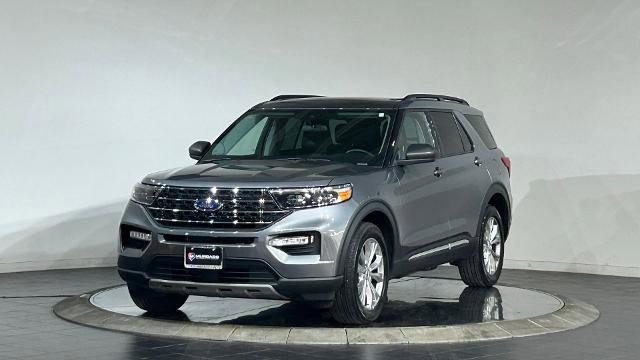 Certified 2023 Ford Explorer XLT w/ Equipment Group 202A AWD/4WD image 5