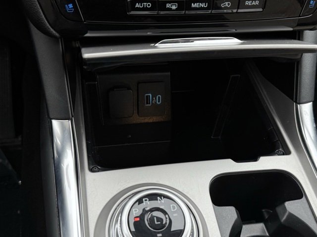 Certified 2023 Ford Explorer Limited w/ Limited Technology Package image 16