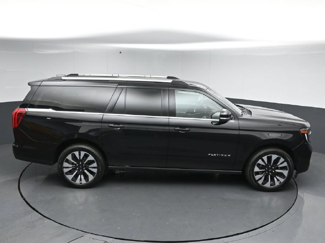 Certified 2025 Ford Expedition Max Platinum w/ Driver's Package AWD/4WD image 51