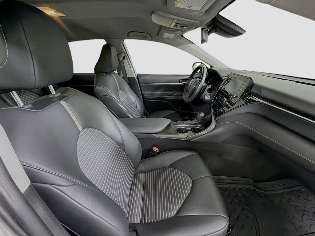 Used 2023 Toyota Camry SE FWD image 27