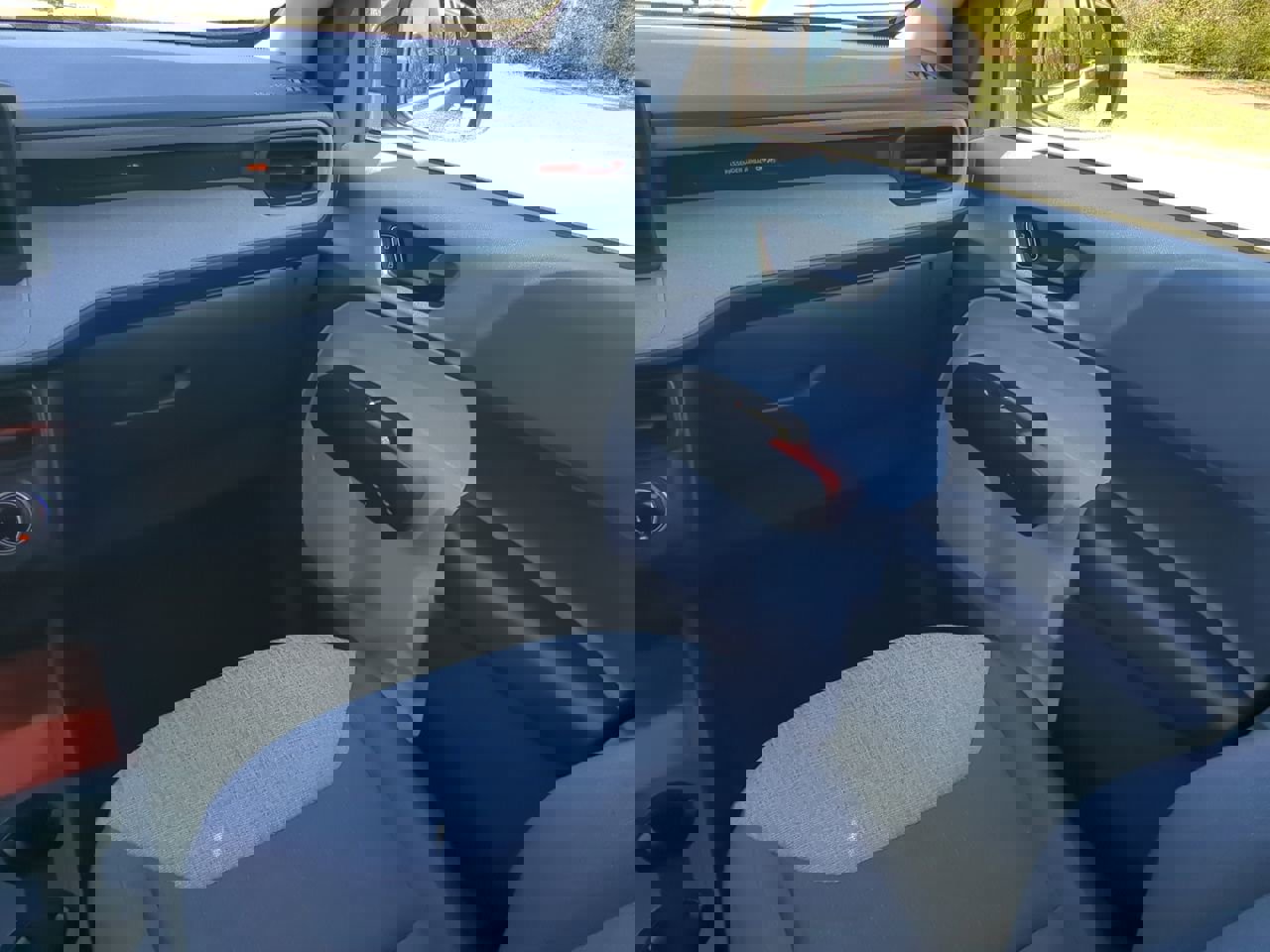 Certified 2024 Ford Maverick XLT w/ XLT Luxury Package image 15