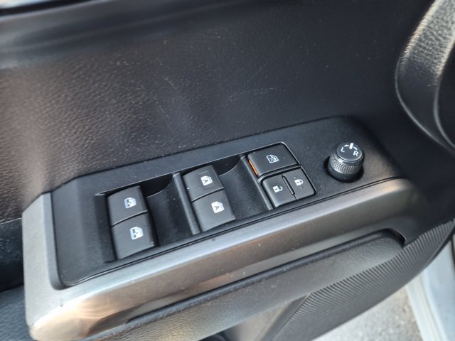 Used 2021 Toyota Tacoma TRD Off-Road w/ Technology Package AWD/4WD image 14