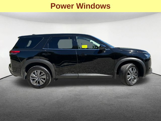 Used 2025 Nissan Pathfinder S w/ Cargo Package AWD/4WD image 13