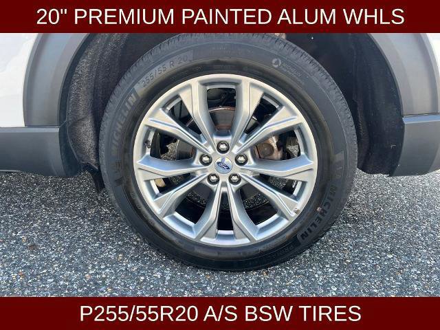 Certified 2022 Ford Explorer XLT w/ Equipment Group 202A image 25