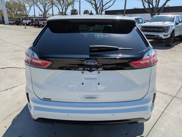 Certified 2024 Ford Edge ST-Line image 3