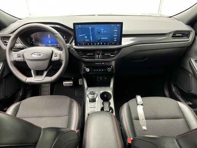 Certified 2024 Ford Escape ST-Line w/ Tech Pack #1 AWD/4WD image 4