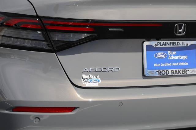 Used 2025 Honda Accord Touring image 12