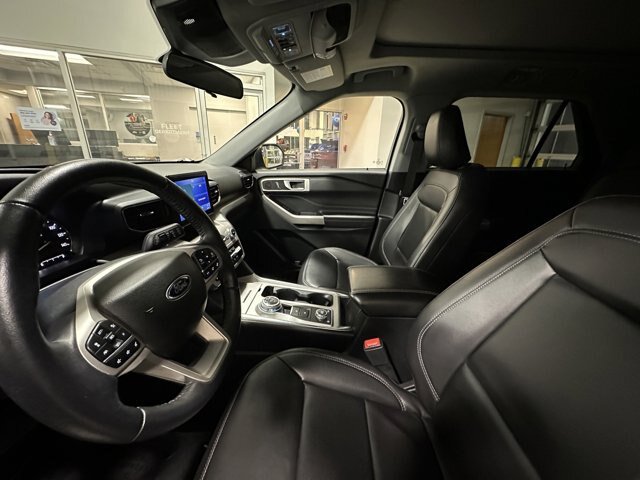Certified 2023 Ford Explorer XLT w/ Equipment Group 202A AWD/4WD image 12