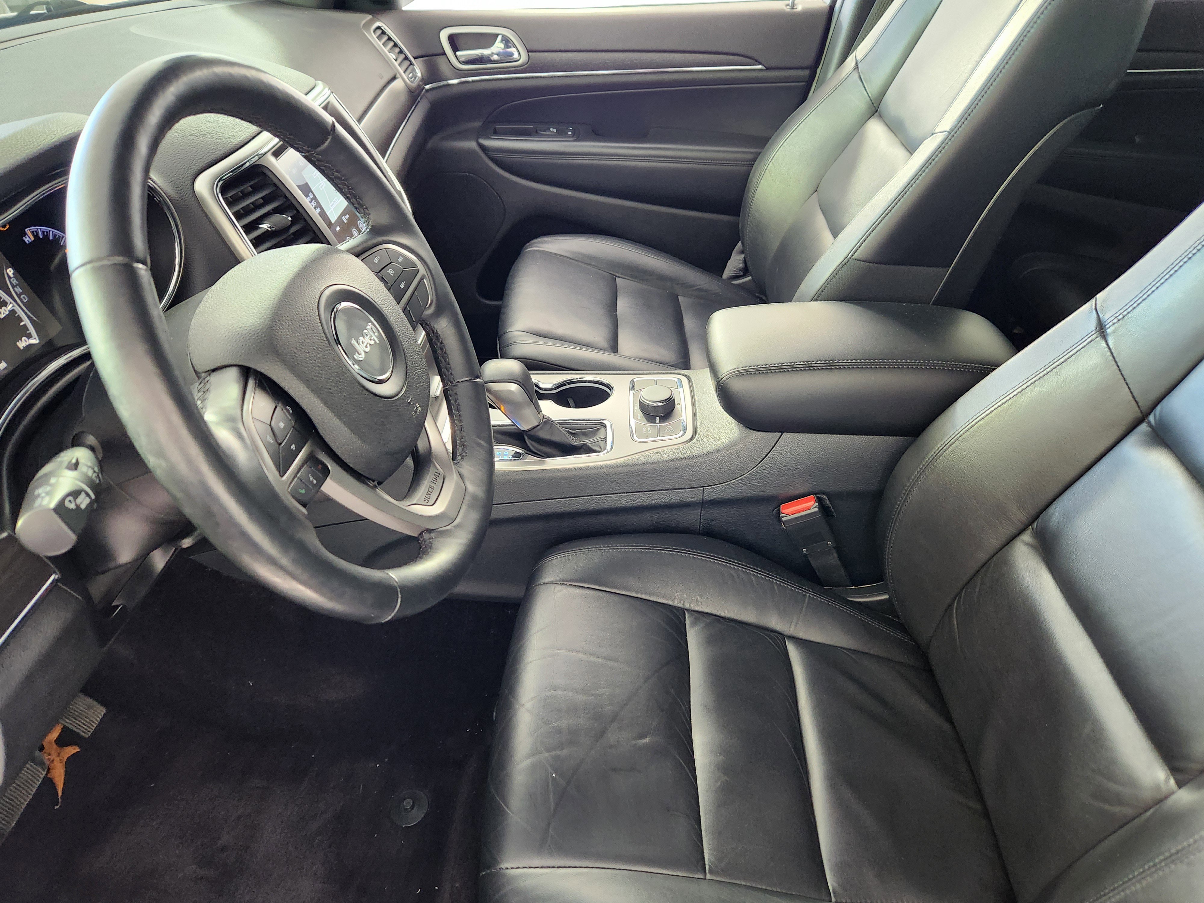 Used 2018 Jeep Grand Cherokee Limited image 11