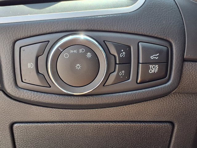 Certified 2024 Ford Edge SEL w/ Convenience Package AWD/4WD image 17