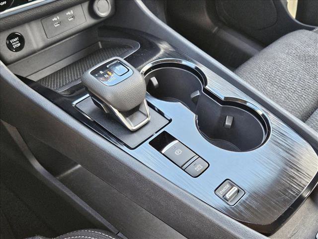 Used 2025 Nissan Rogue SV FWD image 12