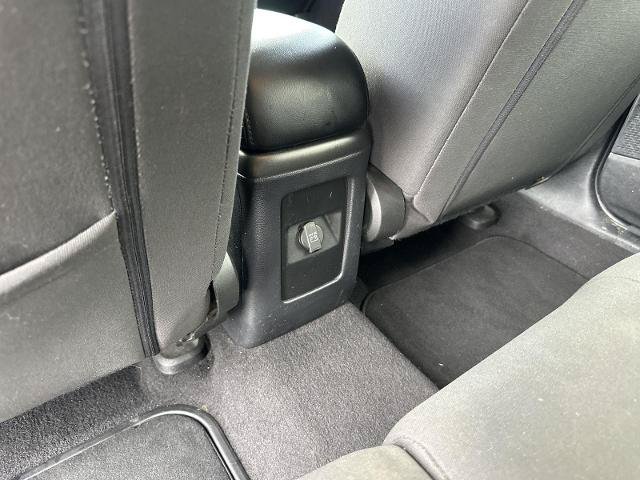 Used 2018 Dodge Journey SXT w/ Connectivity Group FWD image 22