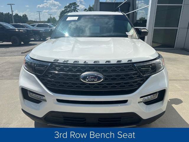 Certified 2024 Ford Explorer XLT w/ Equipment Group 202A RWD video 3