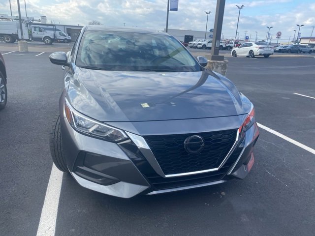 Used 2021 Nissan Sentra SV image 3