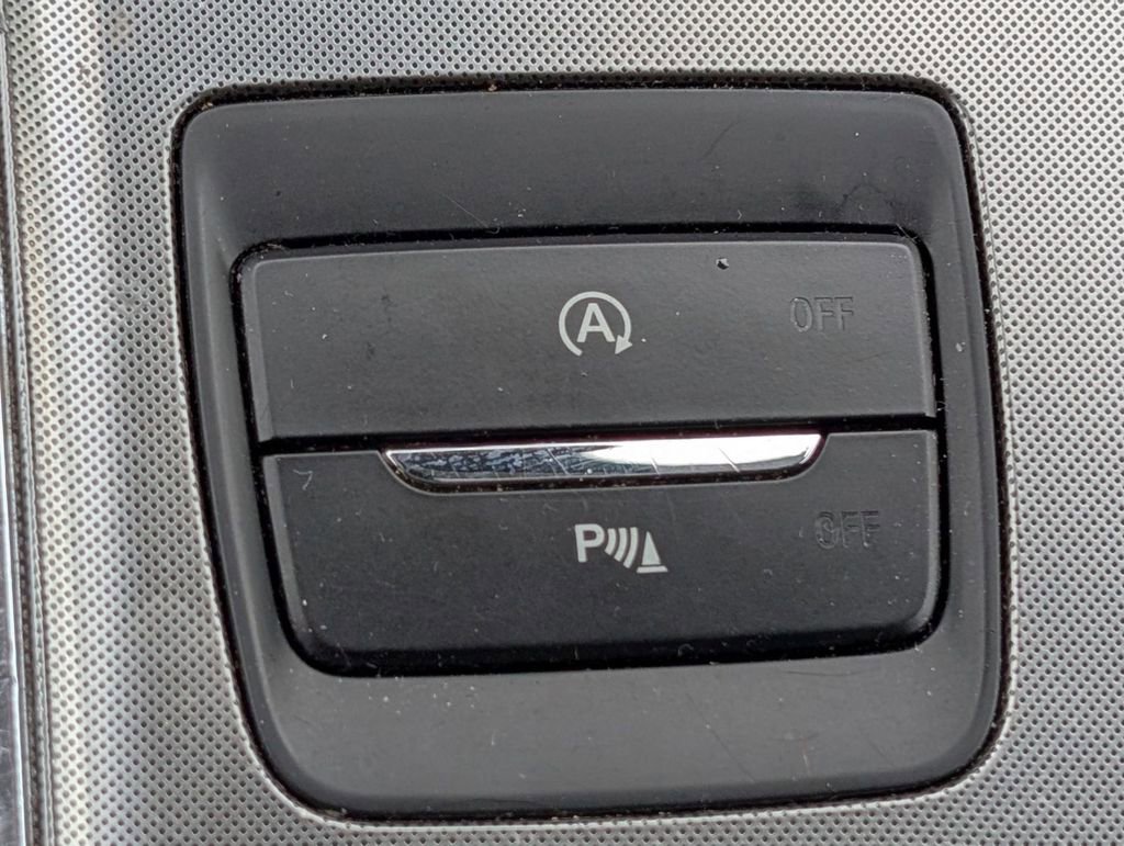 Certified 2024 Ford Edge Titanium image 35