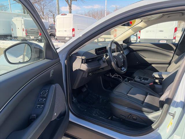 Certified 2025 Ford Mustang Mach-E Premium image 16