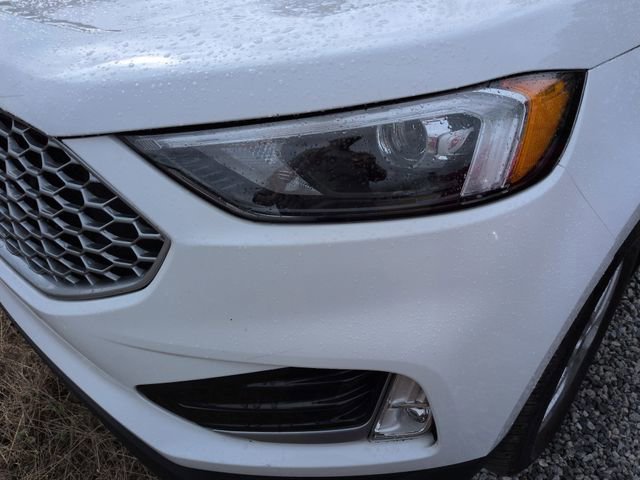 Certified 2024 Ford Edge SEL w/ Convenience Package image 4
