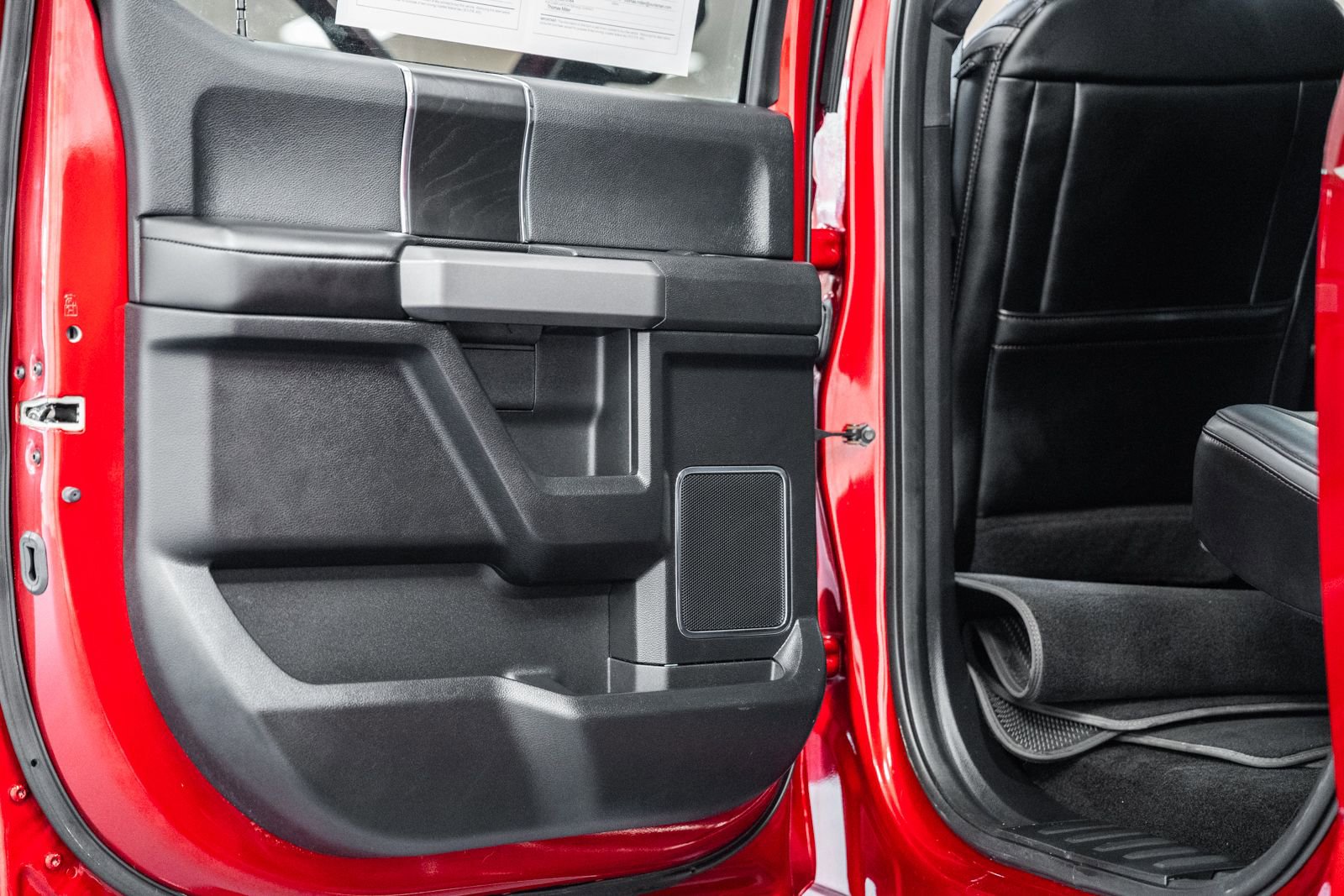 Certified 2018 Ford F150 Platinum w/ Equipment Group 701A Luxury image 53