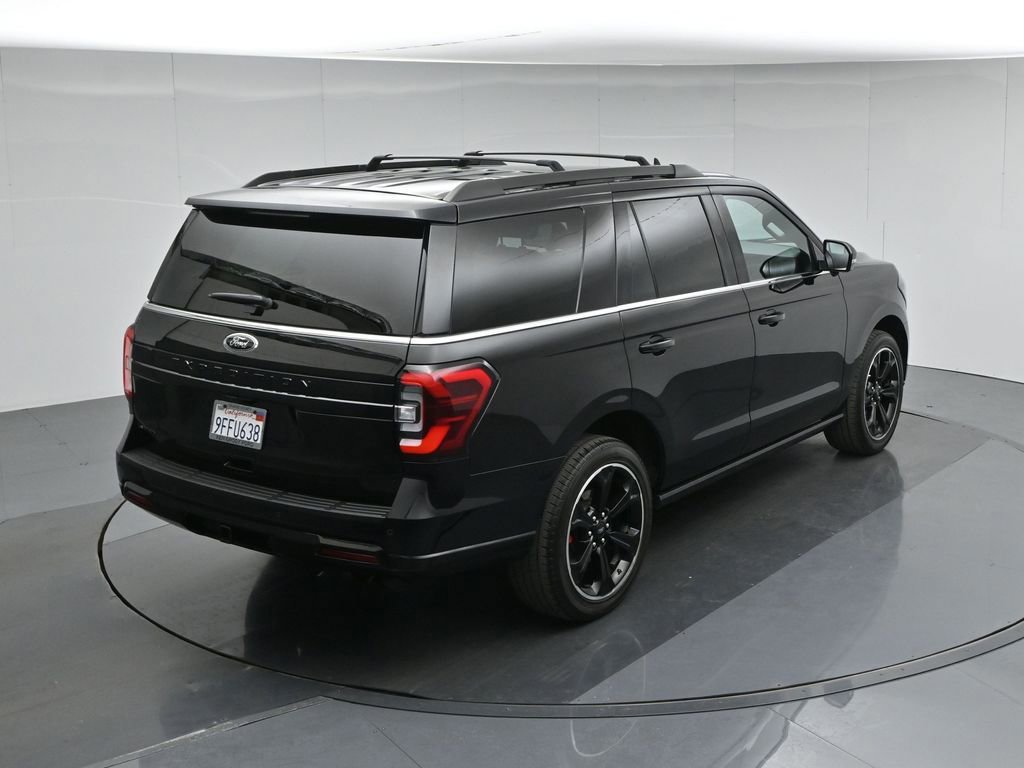 Certified 2023 Ford Expedition Limited image 11